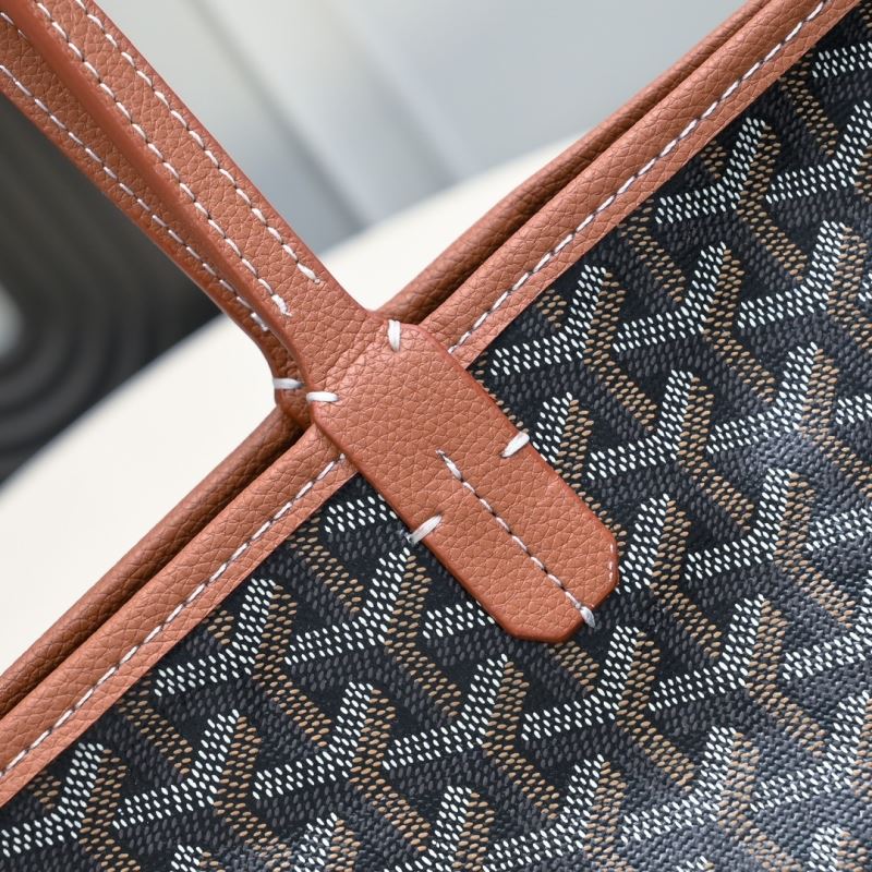 Goyard Shopping Bags